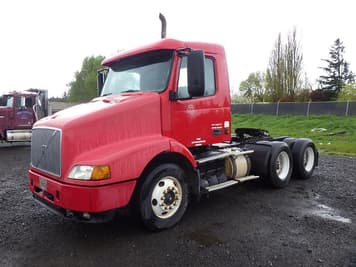 Main image Volvo VNM
